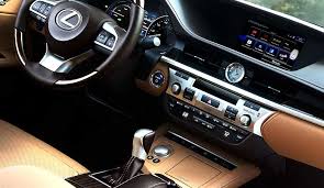 The commanding lexus es hybrid shatters preconceptions about executive saloons. 2016 Lexus Es300h Test Drive Da Luxe