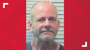 Alabama police looking for man after sexually assaulting woman