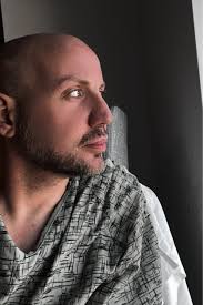 Does a small sliding hiatal hernia and mild reflux cause issues with  bariatric surgery?