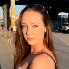 Paige Smart (@paigeyysmart)