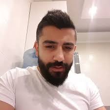 Abir Farhat's Instagram, Twitter & Facebook