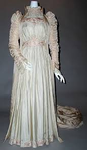 The Metropolitan Museum Of Art Dress Art Dress Historical Dresses Victorian Fashion