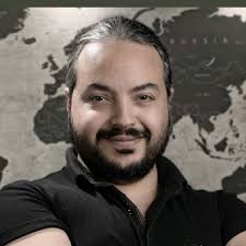 Learn about the Mentors helping entrepreneurs in our program