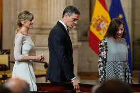 El juez Peinado rechaza la petición de la Fiscalía de vetar el acceso de  las partes al vídeo con la declaración de Sánchez en el 'caso Begoña Gómez'  | España