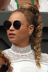 The singer ditched her signature honey blonde locks in favor of a darker new look. Beyonce S Hairstyles Hair Colors Steal Her Style