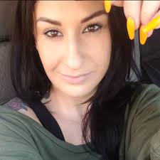 Julie Leclair (@iam_digitalmoney) • Instagram photos and videos