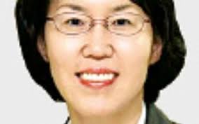 임 후보는 이화여대 교수 재직 당시 국비 지원을 받아 참석한 해외 세미나에 두 딸을 데리고 간 것으로. ëŒ€í•œì „ìžê³µí•™íšŒìž¥ì— ìž„í˜œìˆ™ êµìˆ˜ í•œê²½ë‹·ì»´