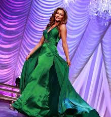 jikatabi dildo hollys breasts are more ample than I