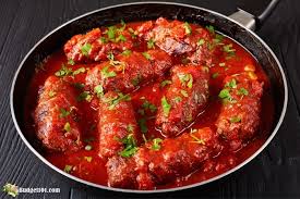 Many of the episodes were entirely based on the main actors real life. Everybody Loves Raymond Braciole Recipe By Budget101 Com