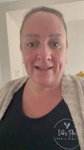 Julie Viner's Instagram, Twitter & Facebook