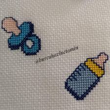 Biberon Ve Emzik Harf Sablonu Nazar Boncugu Icin Sola Kaydirin Modern Kanav Cross Stitch For Kids Floral Cross Stitch Pattern Cross Stitch Embroidery