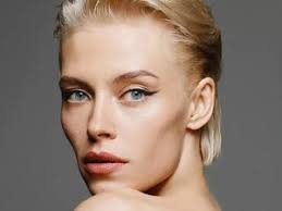 Жозефина Бауер (Josephine Bauer)