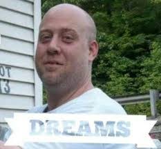 Edward Compton's Instagram, Twitter & Facebook