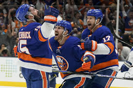 Erik cernak (upper body) is questionable friday vs ny islanders. Islanders In Familiar Series Hole Down 2 1 Vs Lightning