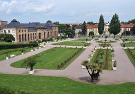 Verwaltung des englischen gartens münchen englischer garten 2 80538 münchen 089 3866639 0 fax 089. Schlosspark Mit Orangerie Und Englischem Garten Urlaub Reisen Und Hotels In Thuringen