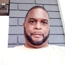 Happy 55th Birthday to Donnell M. Rawlings. Born December 6, 1968, He is an  comedian, actor, and radio host. He is best known as a cast member