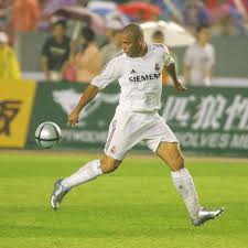 ronaldo nazario ronaldo fenomeno futebol espanhol lendas do futebol