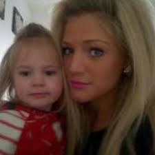 Daisy Easton's Instagram, Twitter & Facebook