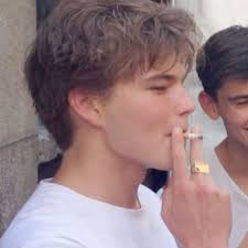 Henry Meade (hamrules11)