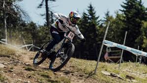 Dans ce jeu de descente vtt vous courir sur des pistes difficiles et amusant. Championnats Du Monde De Vtt Myriam Nicole La Force Tranquille Midilibre Fr