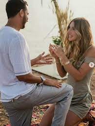 Subaşı ve senia uzun süre gündem olmuştu. Evlenmeden Dusunmuyorum Diyen Seyma Subasi Hamile Oldugunu Acikladi