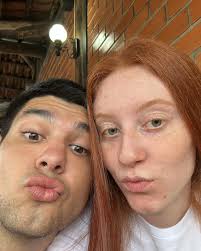 Feliz 2 anos de namoro meu amor!! Você me faz muito feliz, sou grata por  lhe ter em minha vida e por me proporcionar momentos incríveis e únicos ao  seu lado. Eu