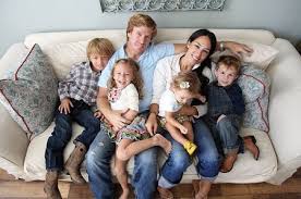 The gaineses were reportedly paid $30,00 per episode during the first few seasons on fixer upper, according to starcasm. Joanna Gaines Wiki Net Worth Husband Kids House Age Wikifamous