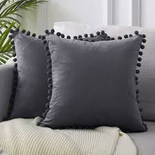 Cuscini arredo per divano la federa per cuscino yin ha fronte e retro uguali, design geometrico su sfondo nero. Federe Cuscini 45x45 Al Miglior Prezzo