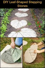 Make These Diy Leaf Shaped Stepping Stones For You Garden Garden Stepping Stones Garden Steps Diy Leaves