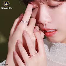 Nhẫn Bạc Nữ Họa Tiết Lá Đính Đá