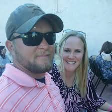 Would livers turn chicken green in a crockpot?