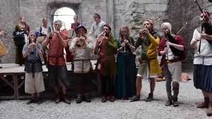 // scandinavia's largest medieval festival. Bagad Wisby 2014 Hyllning Till Johan Karlsson Medeltidsveckan 2014 Youtube