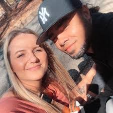 Crystal Autry's Instagram, Twitter & Facebook