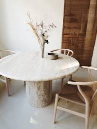 Round Beige Travertin Dining Bean Table Pantoufle In 2020 Travertine Coffee Table Dining Room Colors Interior Design