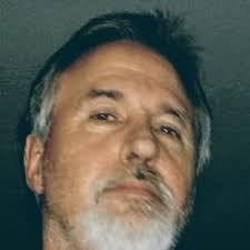 Eddie Bolinger's Instagram, Twitter & Facebook