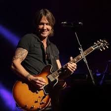 Country music star and american idol judge keith urban lends his name to this guitar and lesson package sold through hsn and promoted on late night infomercials. Keith Urban S Guitar Gear Telecasters Amps Equipboard