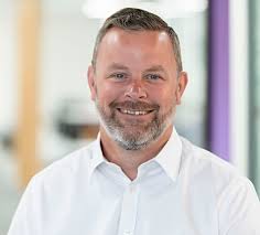 Ashton Ward's Instagram, Twitter & Facebook