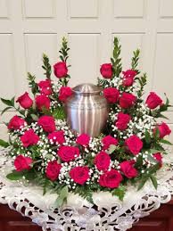 Memorial service funeral urn flower arrangements. Red Rose Urn Wreath In Cloquet Mn Skuteviks Floral