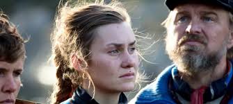 Norske Robin i flammedrama på svenske «Farmen»: