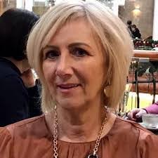 Linda Mcnamee's Instagram, Twitter & Facebook