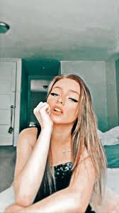 Zoe laverne is a notable tiktok star whose public persona has been spiraling downhill ever since she was called out for encouraging a relationship with in light of her pregnancy reveal, twitter had a meltdown as scores of users were left scandalized over an alleged groomer having a kid of her own Zoe Laverne Zoe Laverne Famous Girls