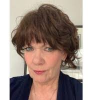 Lorraine Schafer's Instagram, Twitter & Facebook