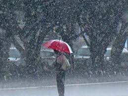 This is most effectively done at a strip club for the effect of raining one dollar bills on the dancers (and it makes them feel so pretty). Rain In Delhi More Rain Thunderstorm Likely Today In Delhi Delhi News Times Of India