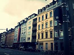Aus diesem grund ist es nicht verwunderlich, dass viele personen in köln nach einer neuen wohnung suchen. Mobiliertes Wg Zimmer Wohnung Zur Zwischenmiete An 14qm 65qm Wohngemeinschaften Koln Mobliert Koln Ehrenfeld Wg Koln Wohngemeinschaft Koln Ehrenfeld