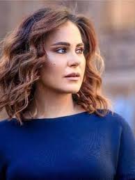 كما خاضت ديمة تجربة التقديم الإذاعي في برنامج عن قصص الحب على أثير إذاعة المدينة السورية. Jhj Hcqlqgh7wm