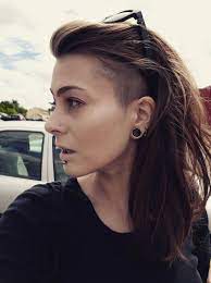 Long Hair Undercut Newhairstyles Haircutsforlongcurly Undercut Long Hair Shaved Long Hair Hair Styles