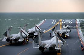 Berbeda dengan kapal induk amerika yang memiliki tanker, angkut dan awacs dalam bagian dari kapal induknya, kapal induk rusia tidak memili unsur unsur itu dalam carrier wing nya. Foto Satelit Kapal Induk China Ke 3 Dibangun Jauh Lebih Besar Dari Liaoning Hobbymiliter Com