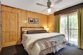 12 min walk from heavenly gondola. 3 Peaks Resort Beach Club Holiday Residences South Lake Tahoe