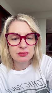 Coping with No-Contact Parent Death: Finding Happiness and Fresh Starts