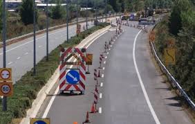 Προσωρινές κυκλοφοριακές ρυθμίσεις στην Π.Ε.Ο. Λάρισας–Βόλου λόγω εκτροπής  φορτηγού | Εφημερίδα ΤΑΧΥΔΡΟΜΟΣ Βόλου, Μαγνησίας, Θεσσαλίας